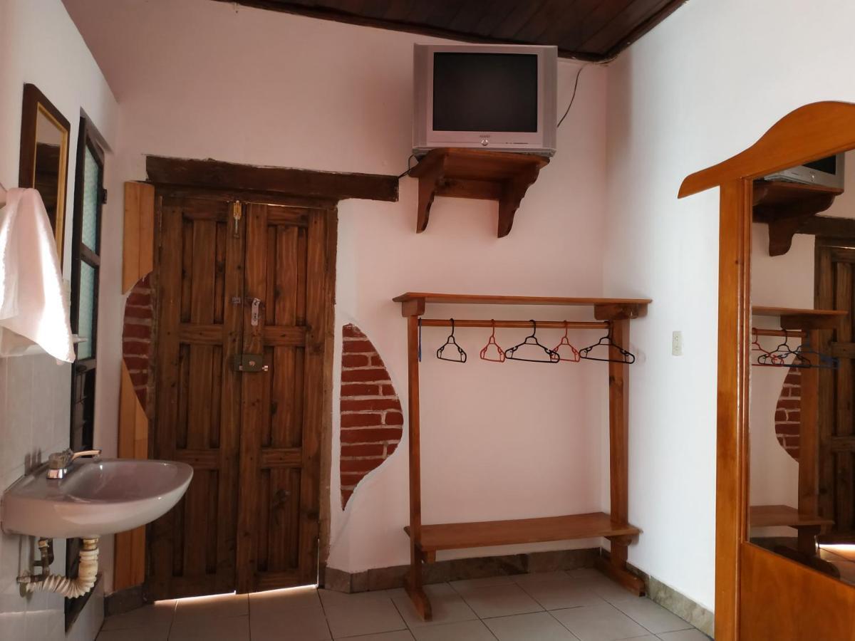 Hotel Alexandria San Cristobal de las Casas Ngoại thất bức ảnh