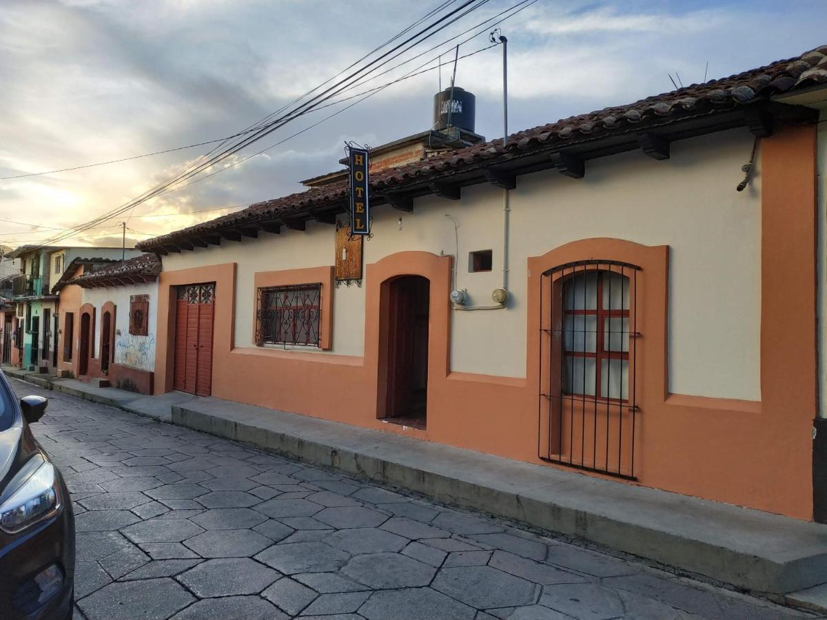 Hotel Alexandria San Cristobal de las Casas Ngoại thất bức ảnh